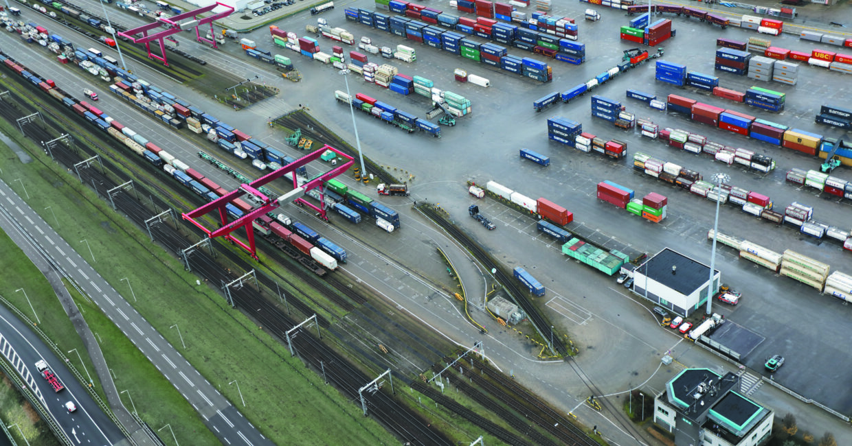 Yard crane solutions that span every intermodal need