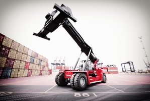 Kalmar's fifth-generation reachstacker  Kalmar Gloria Reachstacker